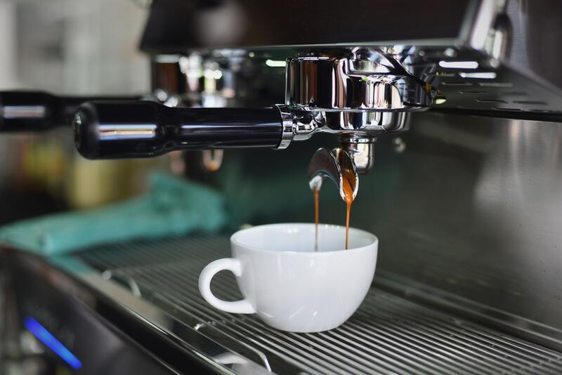 Kaffeegenuss auf Knopfdruck - die Vor- und Nachteile von Automaten